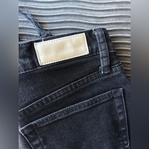 Re/Done 90'S High Rise Ankle Crop In Jet Black With Rips - Picture 6 of 8